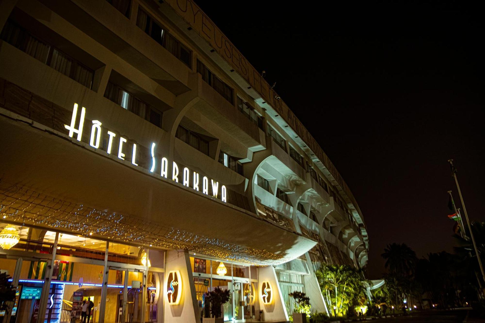 Hotel Sarakawa Lome Ngoại thất bức ảnh