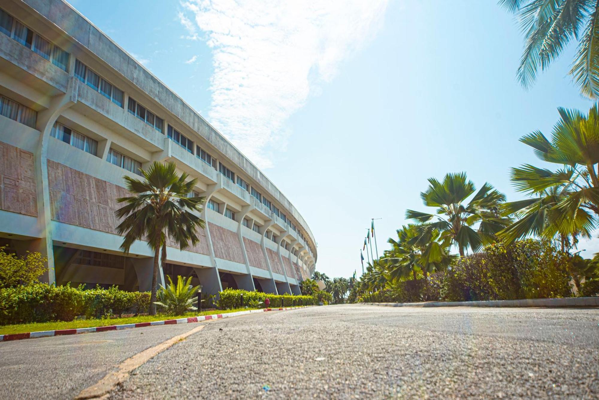 Hotel Sarakawa Lome Ngoại thất bức ảnh